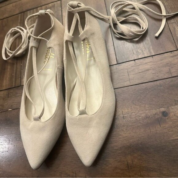 Butter Shoes Made in Italy Tan Ballerina Pointed Flats Balletcore Size 8 - Picture 2 of 12